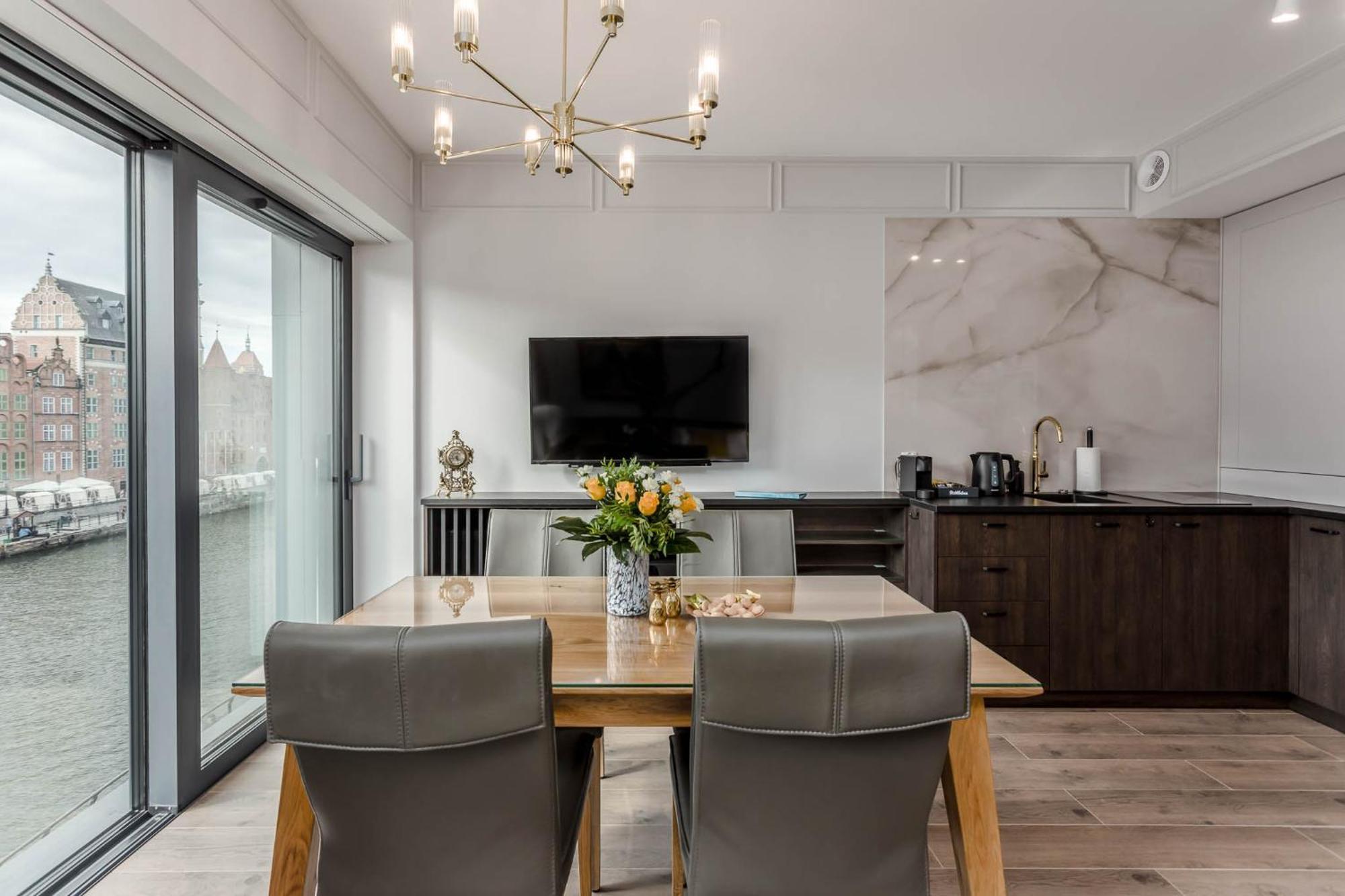 Rent Like Home - Apartamenty W Deo Plaza Gdańsk Kültér fotó